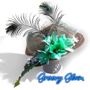 GROOVY GLAM Peacock Feathered Fancy Floral Kentucky Derby Wide Brim Straw Hat